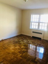 312 Washington St in Wellesley, MA - Building Photo - Building Photo