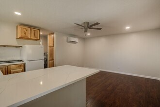 501 El Paraiso Rd NW in Los Ranchos de Albuquerque, NM - Building Photo - Building Photo