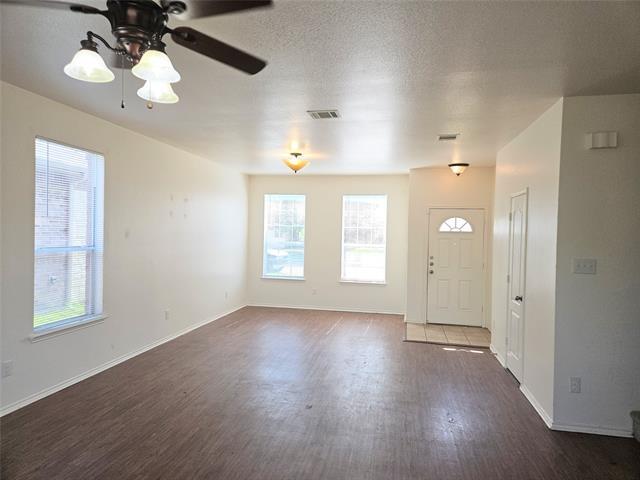 8629 Gray Shale Dr in Fort Worth, TX - Building Photo - Building Photo