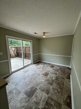 2345 Vineyard Dr in Winterville, NC - Building Photo - Building Photo