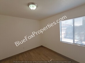 2427 N Fair Oaks Ave in Tucson, AZ - Building Photo - Building Photo