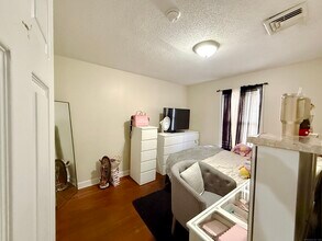 12 South St in New Britain, CT - Building Photo - Building Photo