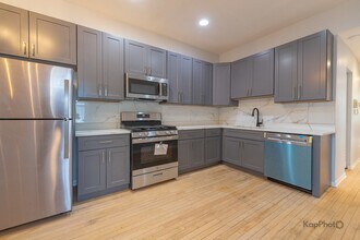3328 S Emerald Ave in Chicago, IL - Building Photo - Building Photo
