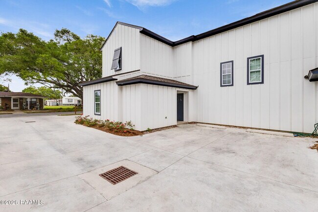 204 Romero St in Youngsville, LA - Building Photo - Building Photo