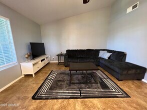 255 S Kyrene Rd in Chandler, AZ - Building Photo - Building Photo