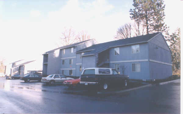 Blanton Terrace Apartments in Aloha, OR - Building Photo - Building Photo