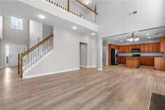 1360 Silvergate Dr in Mableton, GA - Building Photo - Building Photo