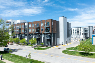 Velocity Apartments in Des Moines, IA - Building Photo - Building Photo