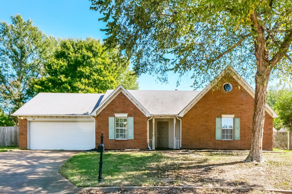 2741 Laurelcrest Cove in Memphis, TN - Building Photo