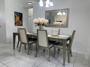 717 Lake Wellington Dr in Wellington, FL - Building Photo - Building Photo