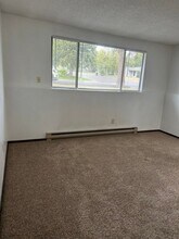 823-825 2nd St in Cheney, WA - Building Photo - Building Photo