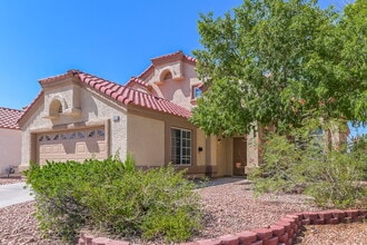 1916 Guinn Dr in Henderson, NV - Building Photo - Building Photo