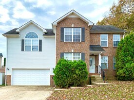 946 Cobbler Dr in Clarksville, TN - Building Photo