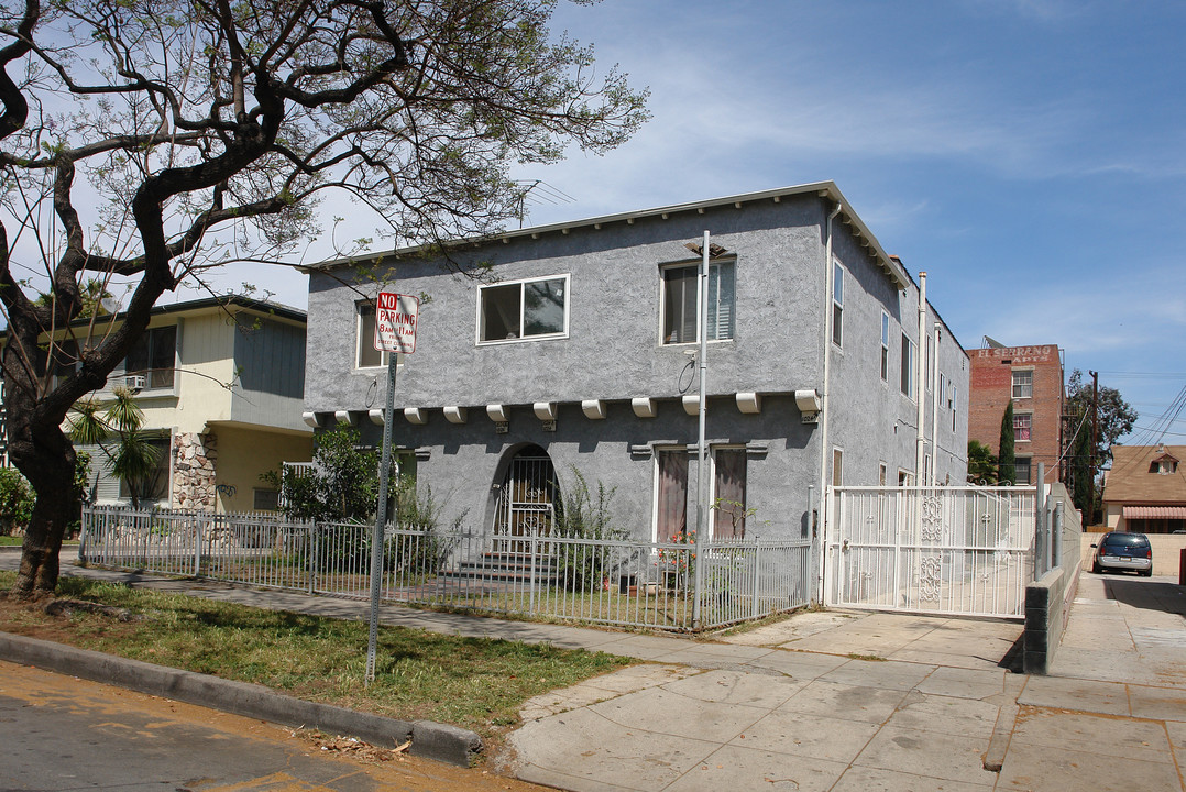 1024 N Oxfor Ave in Los Angeles, CA - Building Photo