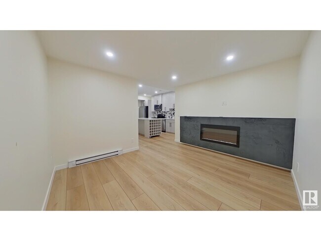 8026 Kiriak Link SW in Edmonton, AB - Building Photo - Building Photo