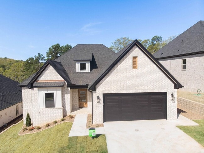 property at 141 Ridgeview Trl