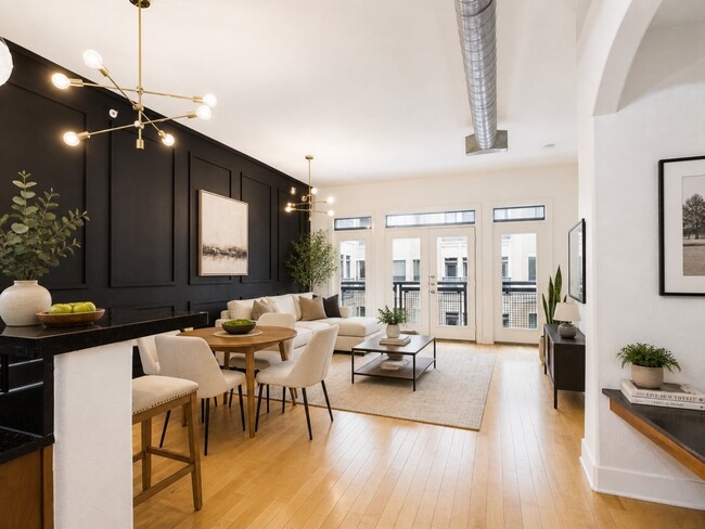 property at 1901 Post Oak Blvd
