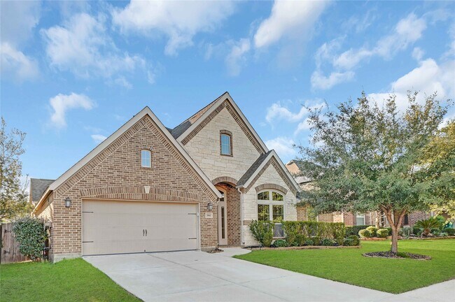 28011 Hallimore Dr in Spring, TX - Building Photo - Building Photo