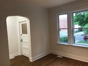 4419 N Kildare Ave in Chicago, IL - Building Photo - Building Photo