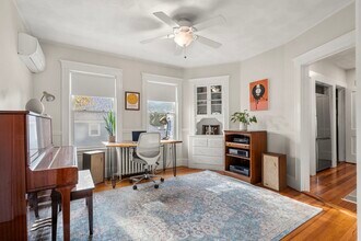 137 Thacher St in Milton, MA - Building Photo - Building Photo