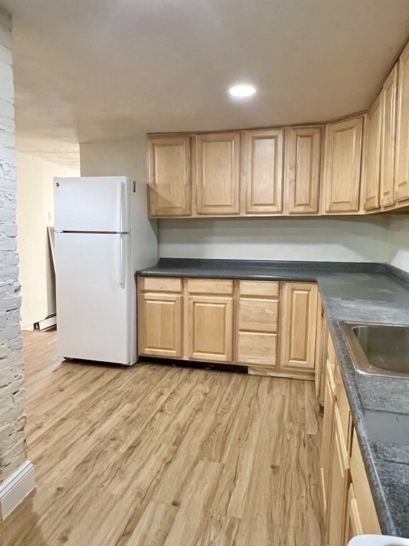 16 Flint St in Somerville, MA - Building Photo - Building Photo