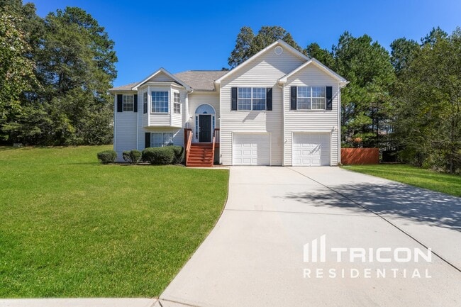 property at 7684 Pond View Ln
