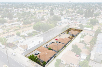 2022 E El Segundo Blvd in Compton, CA - Building Photo - Building Photo