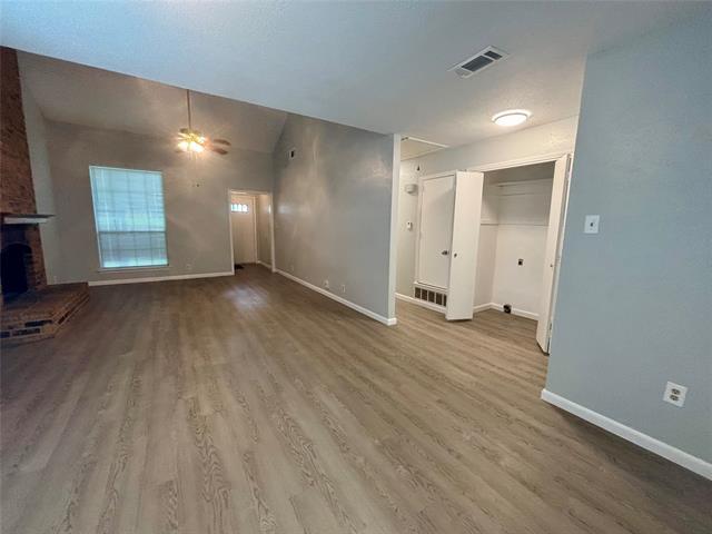 property at 610 Overlook Ct