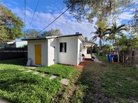 275 NW 75th St in Miami, FL - Building Photo - Building Photo