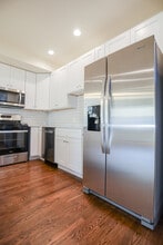 2342 N Lawndale Ave in Chicago, IL - Building Photo - Building Photo