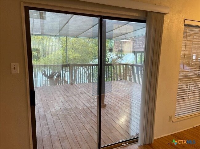 property at 1415 Glenn Dr