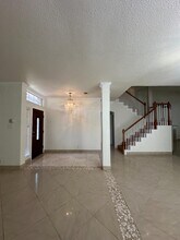12360 Hart Crest in San Antonio, TX - Building Photo - Building Photo