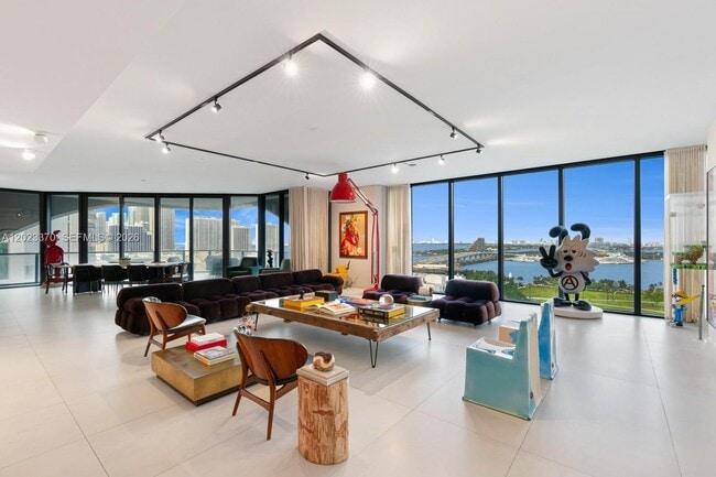 property at 1000 Biscayne Blvd