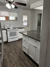 3030 W Marshall Ave in Phoenix, AZ - Foto de edificio - Building Photo