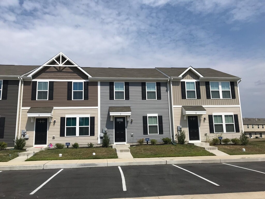 108 Azalea Cir Rentals in Elkton, MD