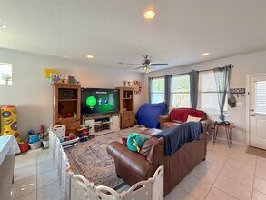 2004 Pecan Island Dr in Leander, TX - Building Photo - Building Photo