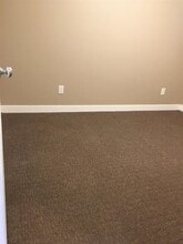 467 Halifax St in Regina, SK - Building Photo - Building Photo