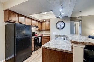 Aspen Pointe Apartments