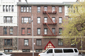 445 E 22nd St in Brooklyn, NY - Building Photo - Building Photo