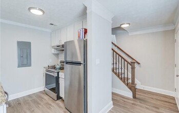 2340 Beaver Ruin Rd, Unit 62 in Norcross, GA - Building Photo - Building Photo