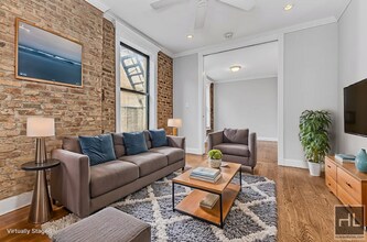 Christopher Street in New York, NY - Foto de edificio - Building Photo