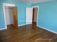 682 Parker St, Unit 1 in Boston, MA - Building Photo - Building Photo