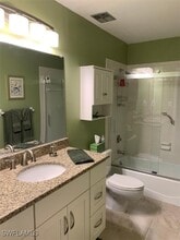 1739 Golf Club Dr in North Fort Myers, FL - Foto de edificio - Building Photo
