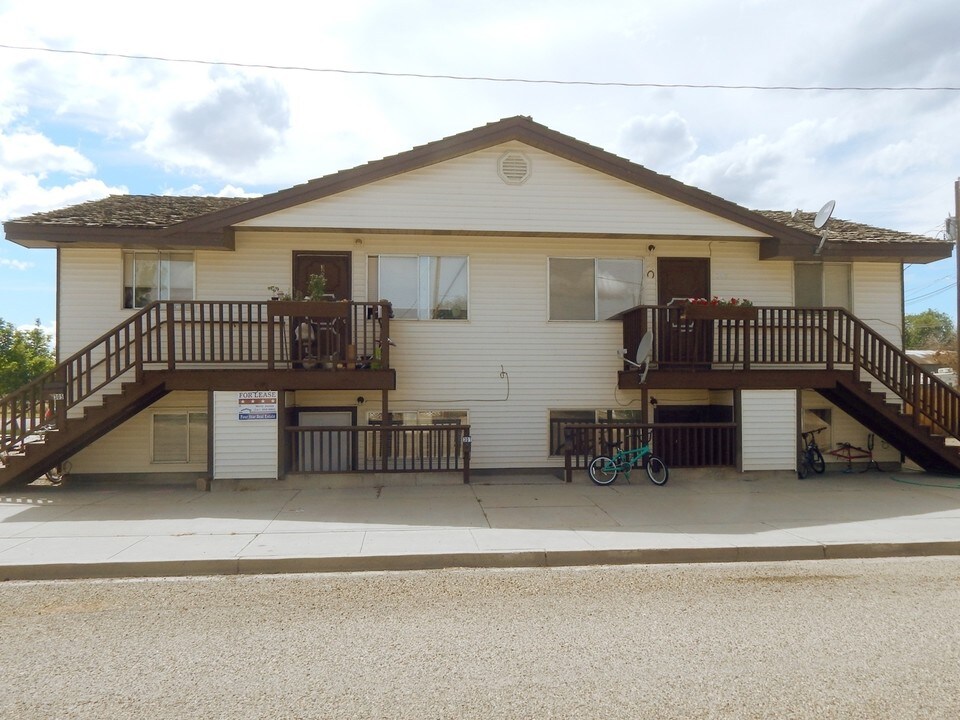 4-plex in Nyssa in Nyssa, OR - Foto de edificio