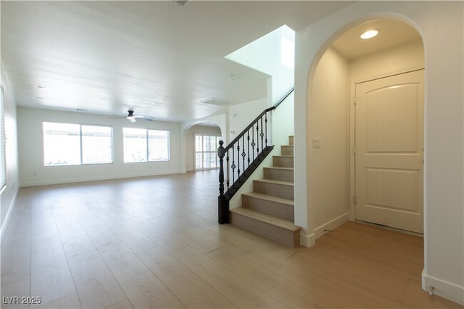 6732 Thalia River St in Las Vegas, NV - Building Photo - Building Photo