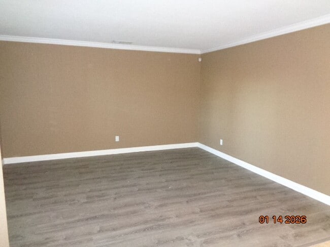 43357 21st St W in Lancaster, CA - Building Photo - Building Photo