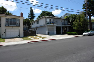 656 Chestnut in San Carlos, CA - Building Photo - Building Photo