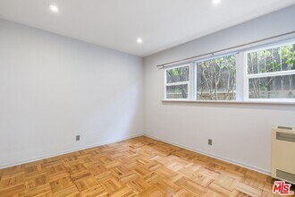 1155 N Clark St in West Hollywood, CA - Building Photo - Building Photo