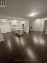 69 Gemini Dr in Barrie, ON - Building Photo - Building Photo