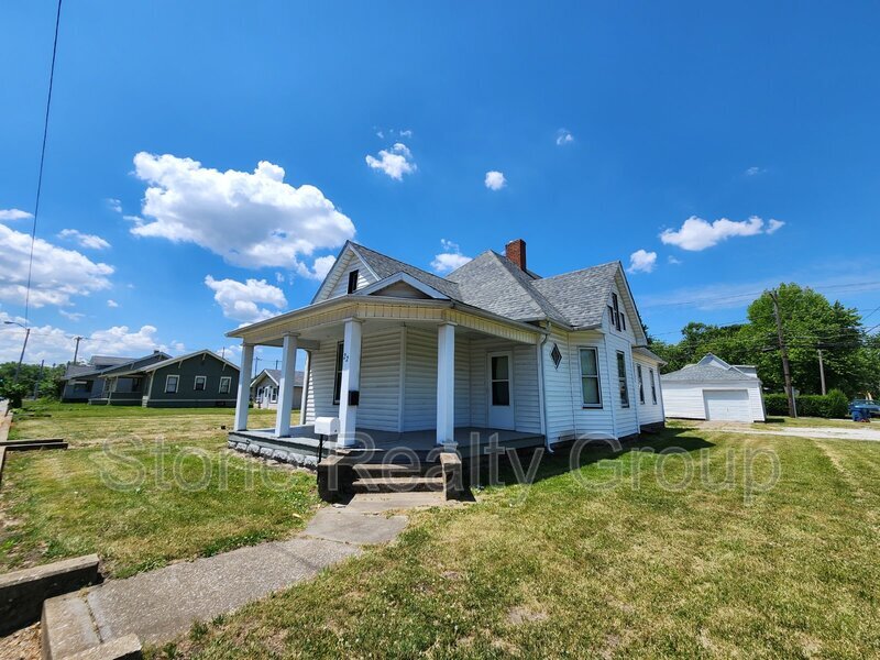 22 Blakely Ave in Terre Haute, IN - Foto de edificio